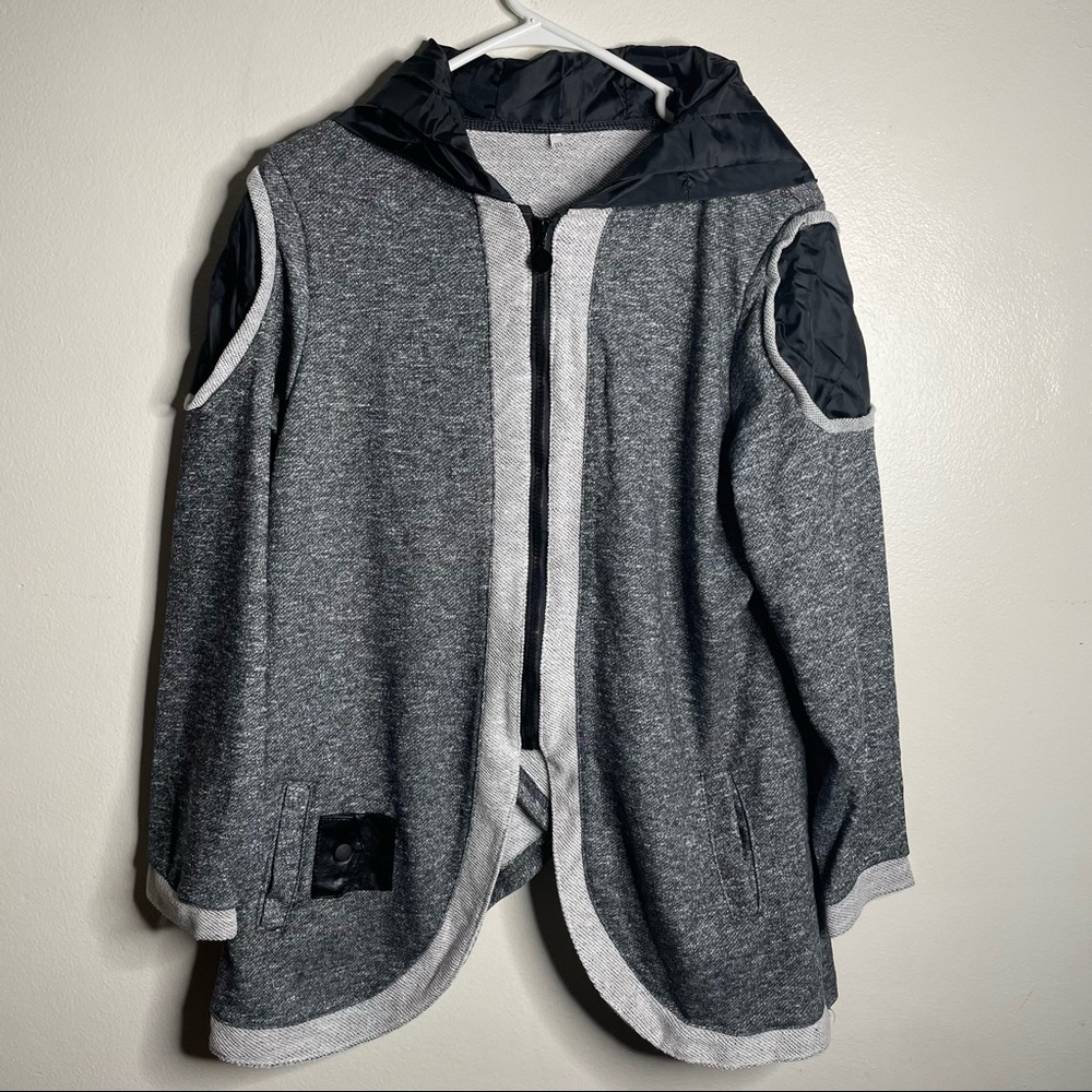 Fall Zip Up Rain Coat Like Jacket w/ Hood. Size XXL